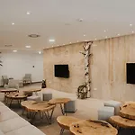 Centar Aparthotel 4*
