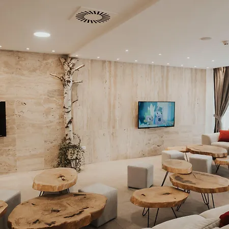 Centar Aparthotel