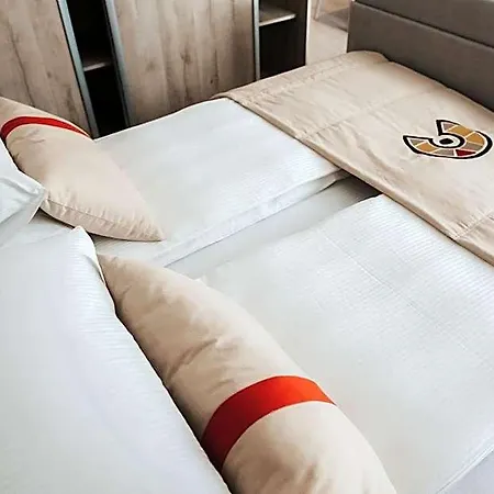 Aparthotel Centar 4*