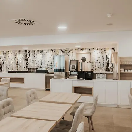 شقة فندقية سينتار الفندقية 4*