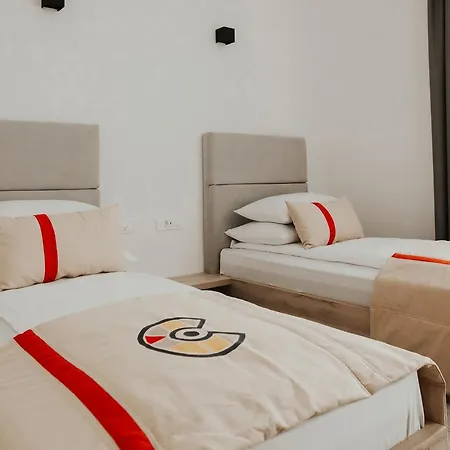 Centar 4*