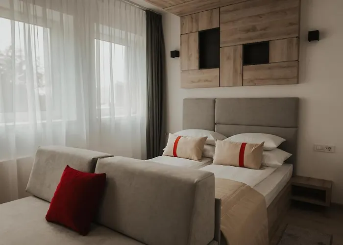 Aparthotel Centar 4*